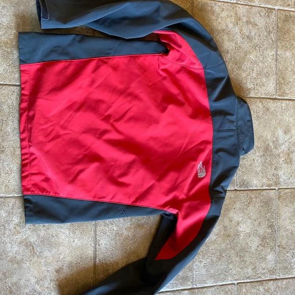 NorthFace softshell - Picture 3 of 5